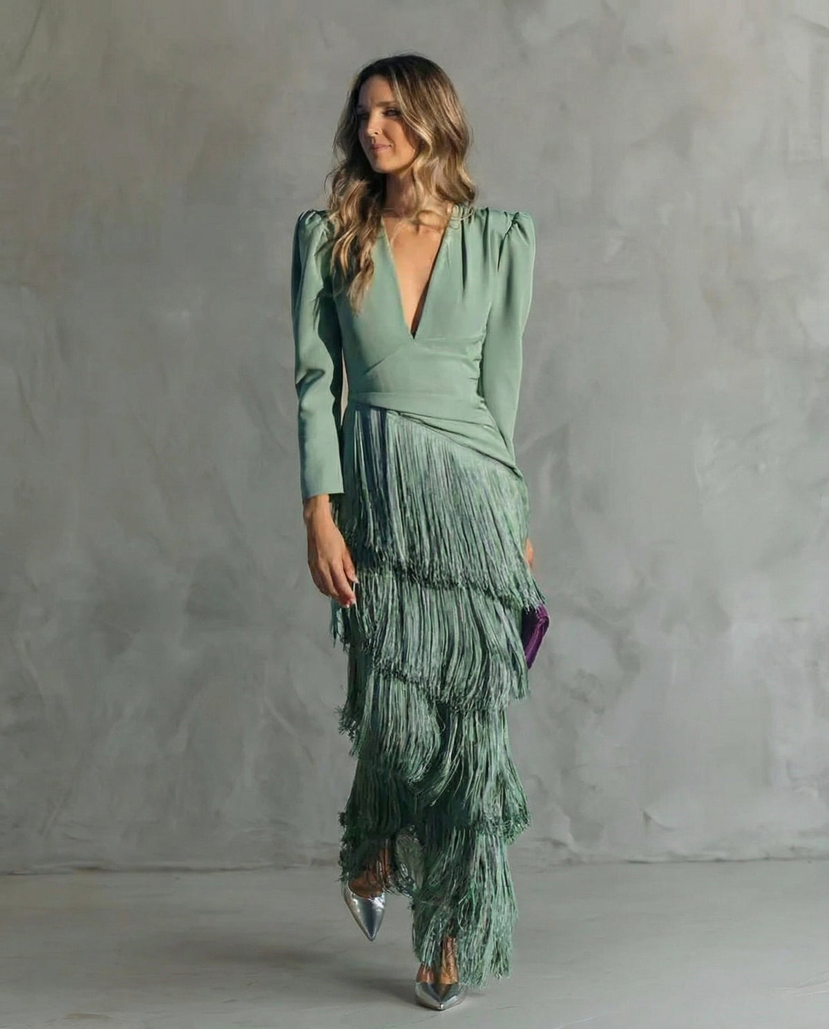Kiara | Vestido Elegante con Mangas de Flecos