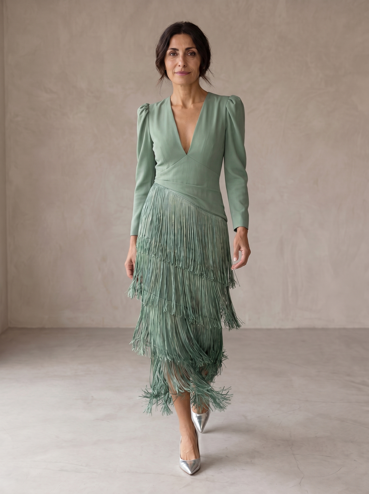 Kiara | Vestido Elegante con Mangas de Flecos