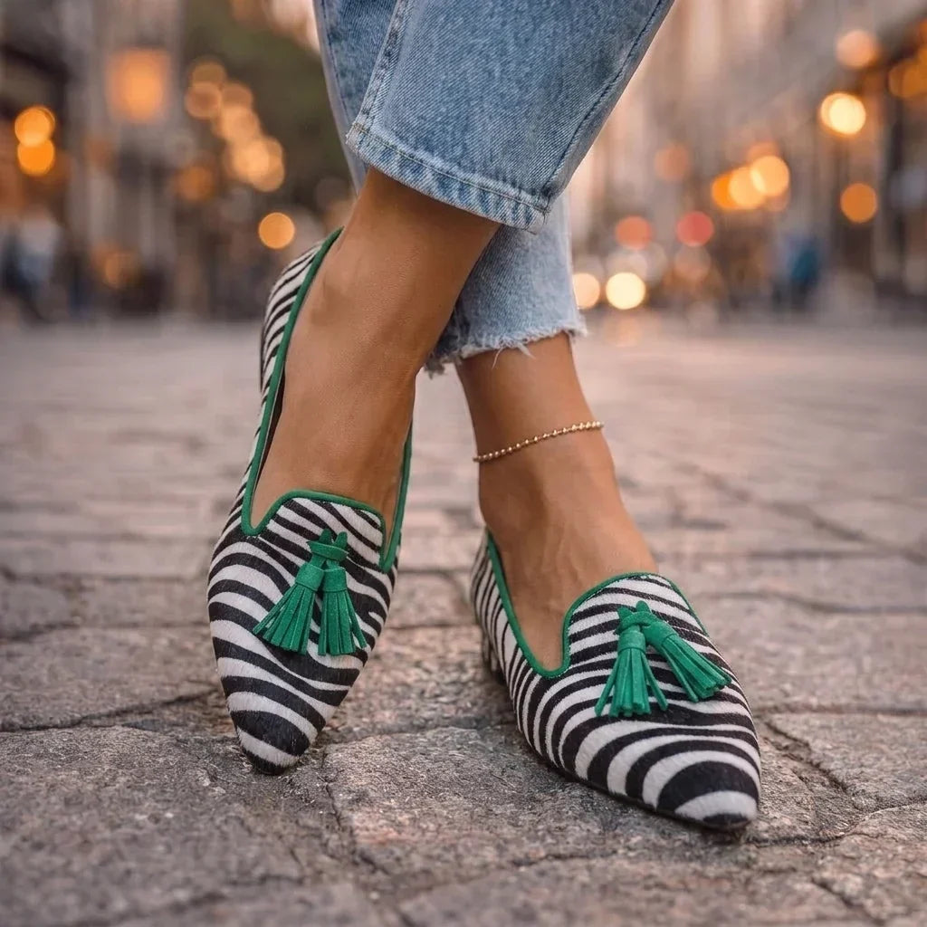 Dalia Mocasines con Borlas Oro y Leopardo